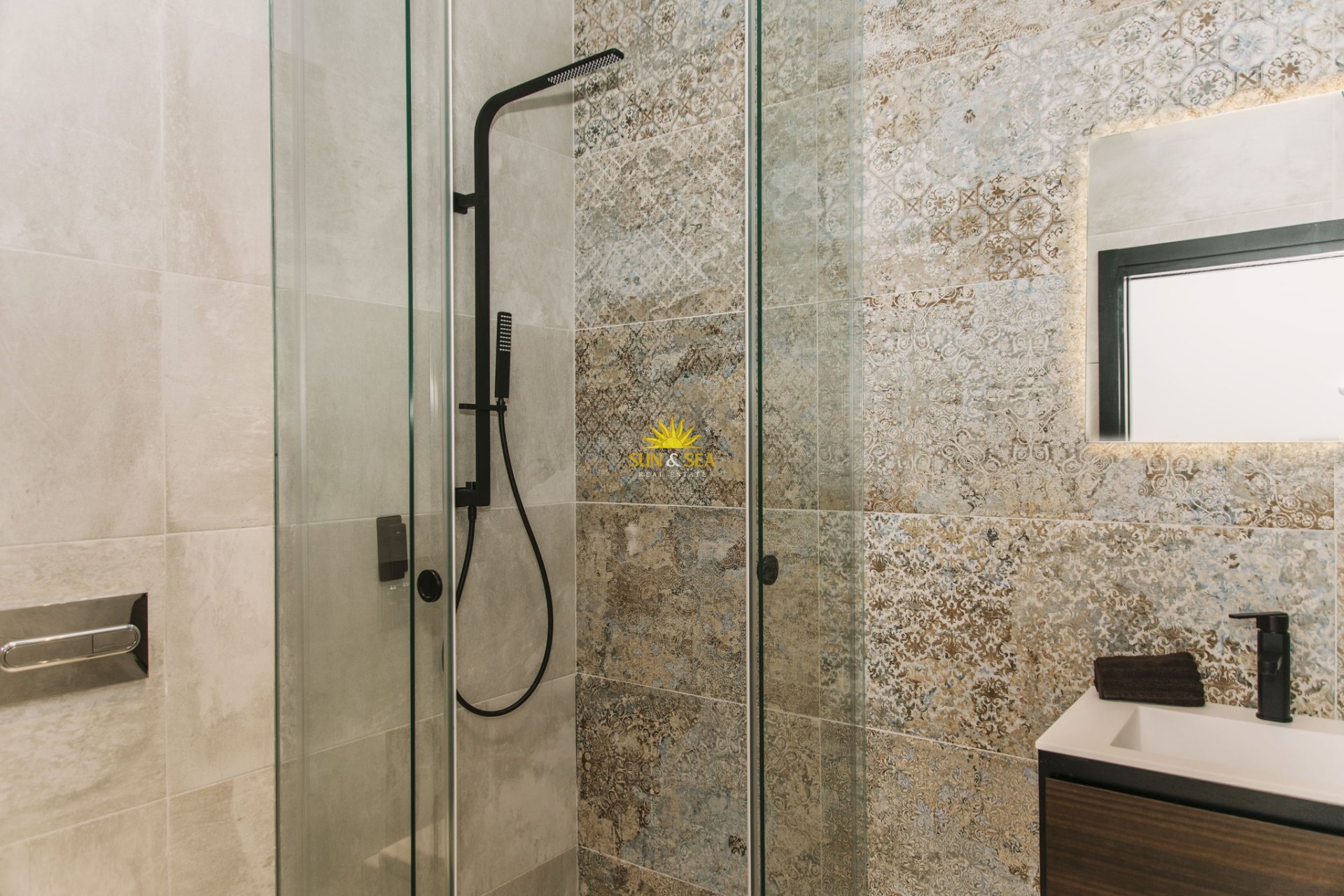 Obra nueva - Chalet - Rojales