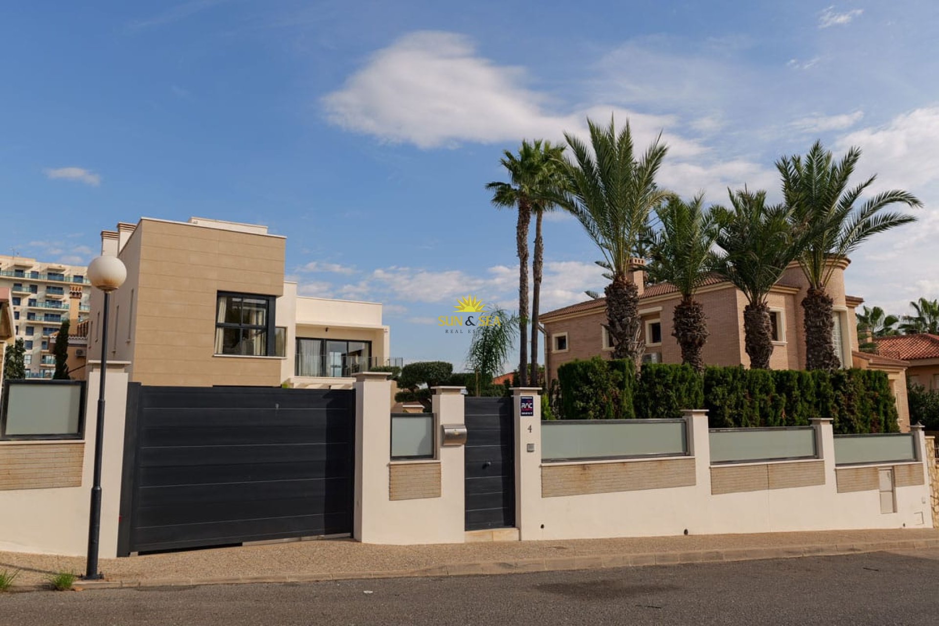 Obra nueva - Chalet -  - Torrevieja