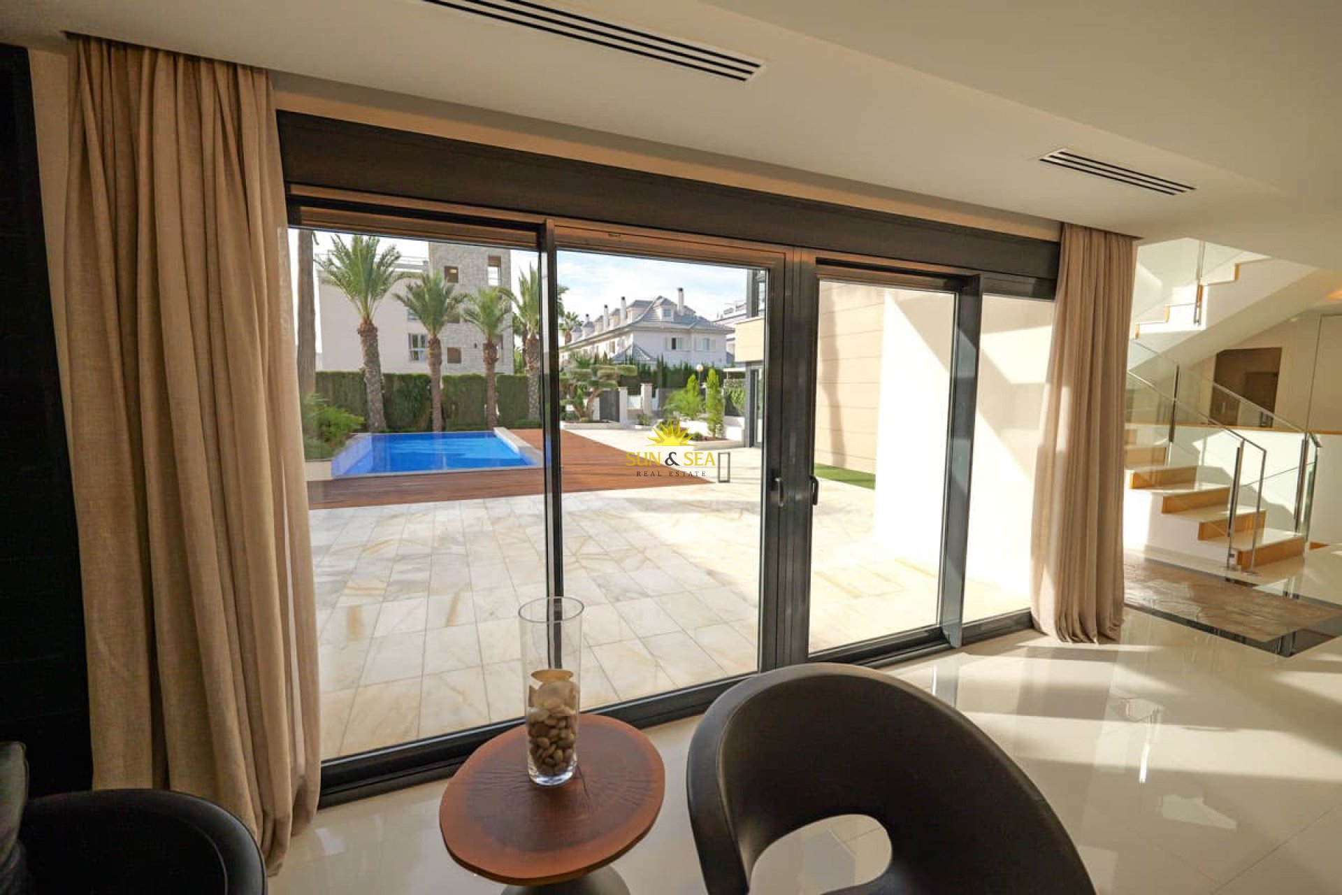 Obra nueva - Chalet -  - Torrevieja
