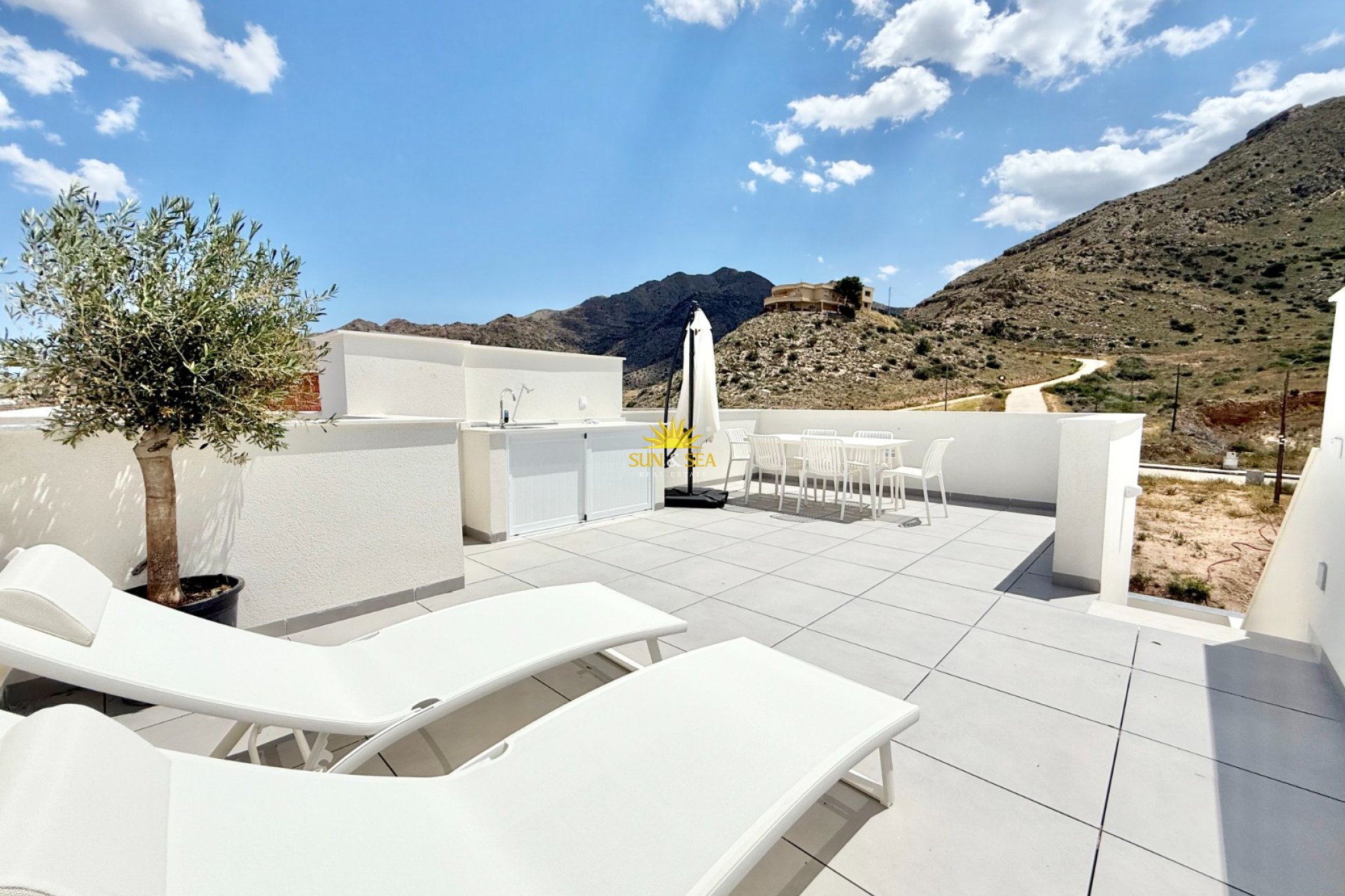 Obra nueva - low-bungalow - Cox