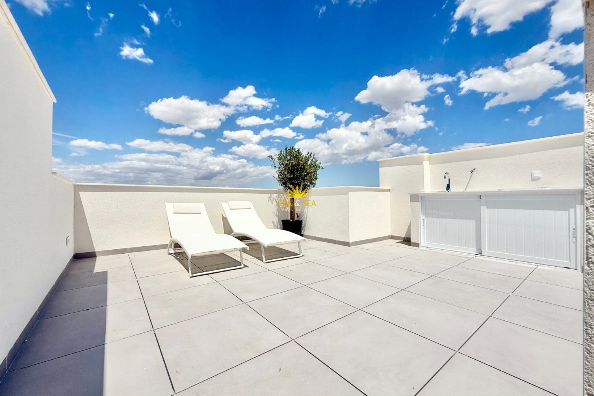 Obra nueva - low-bungalow - Cox
