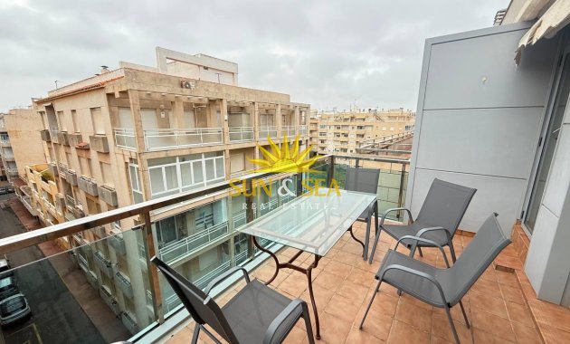 Penthouse - Location à long terme - Torrevieja - Playa del Cura