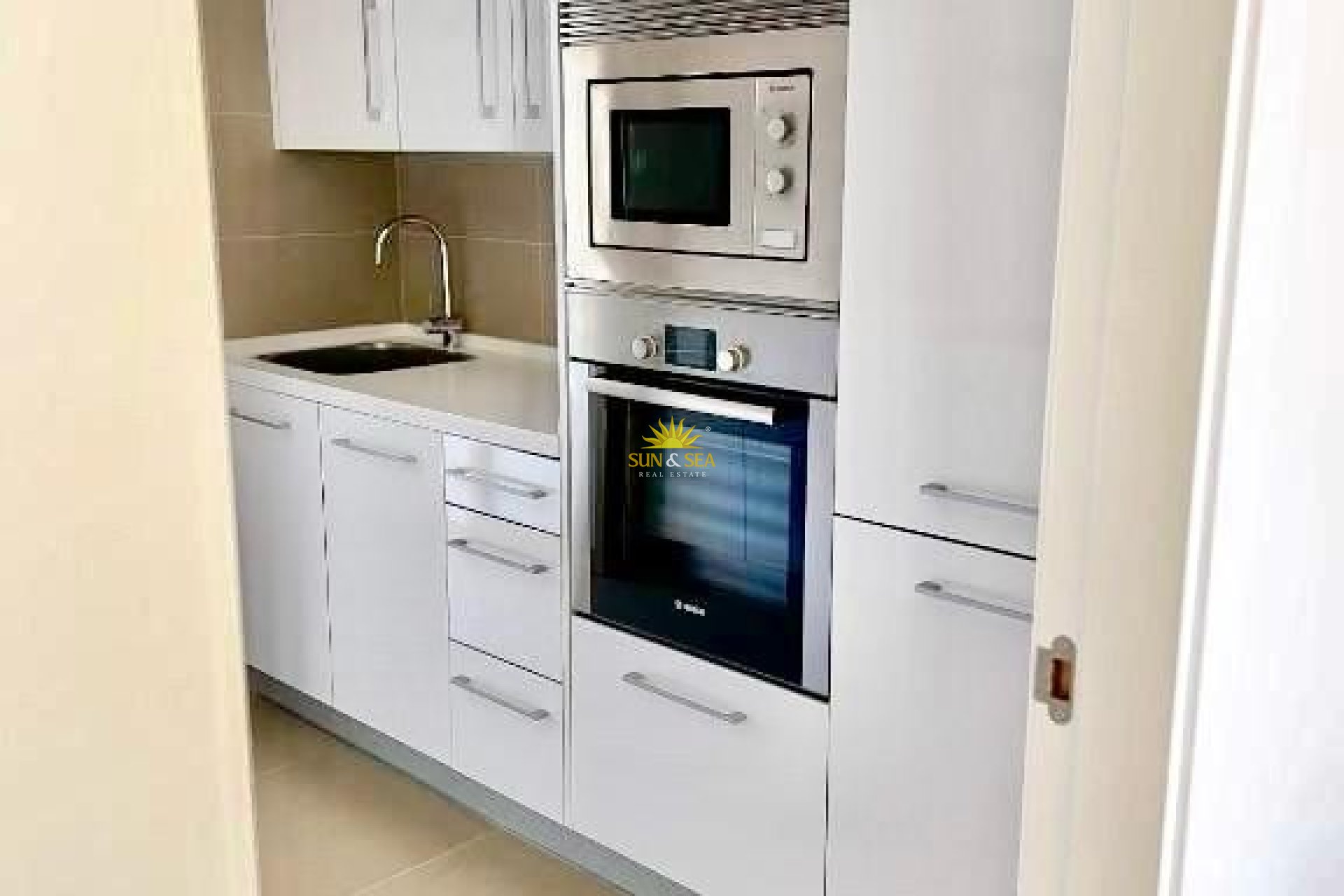 Перепродажа - Apartment -  - Benidorm