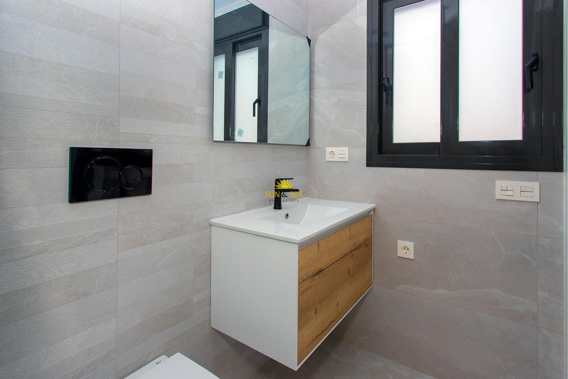 Перепродажа - Apartment - Torrevieja - Paseo maritimo