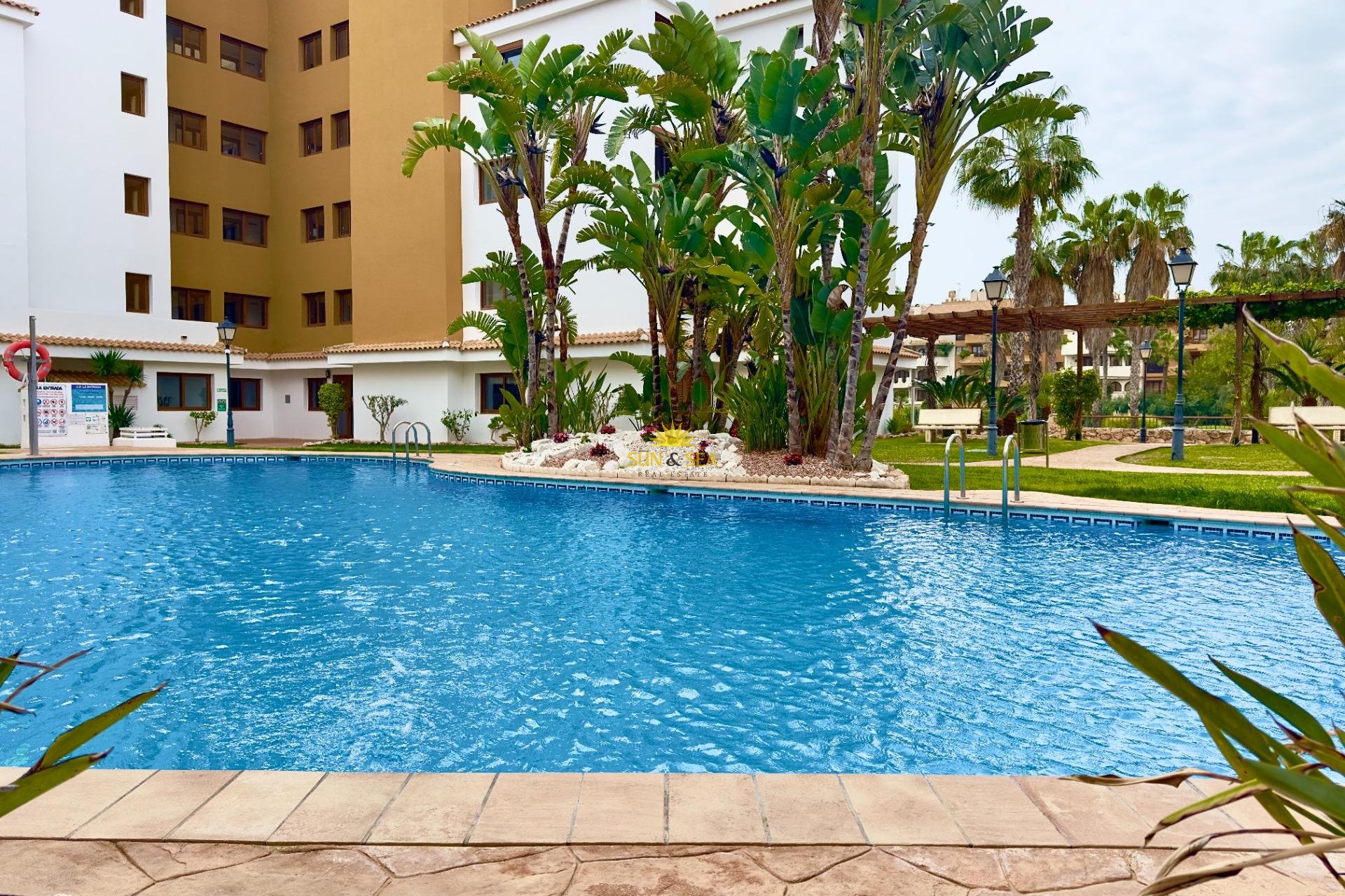 Перепродажа - Apartment - Torrevieja - Punta prima