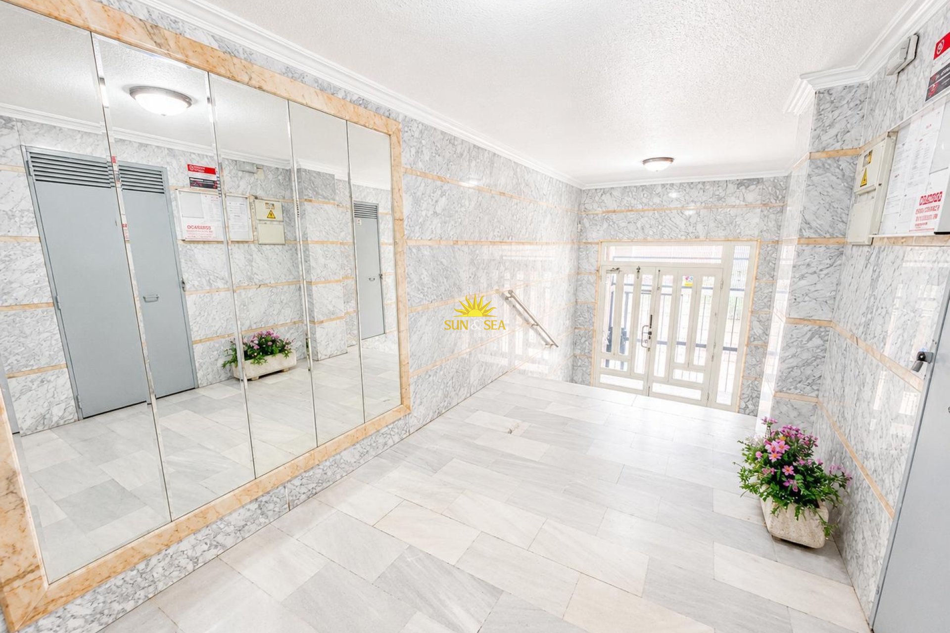 Перепродажа - Apartment - Torrevieja - torrevieja