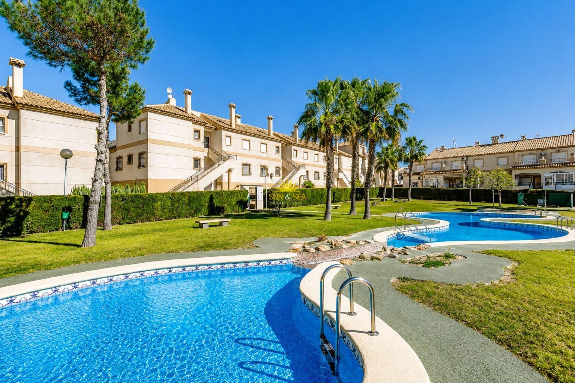 Перепродажа - low-bungalow - Torrevieja - Aguas nuevas 2