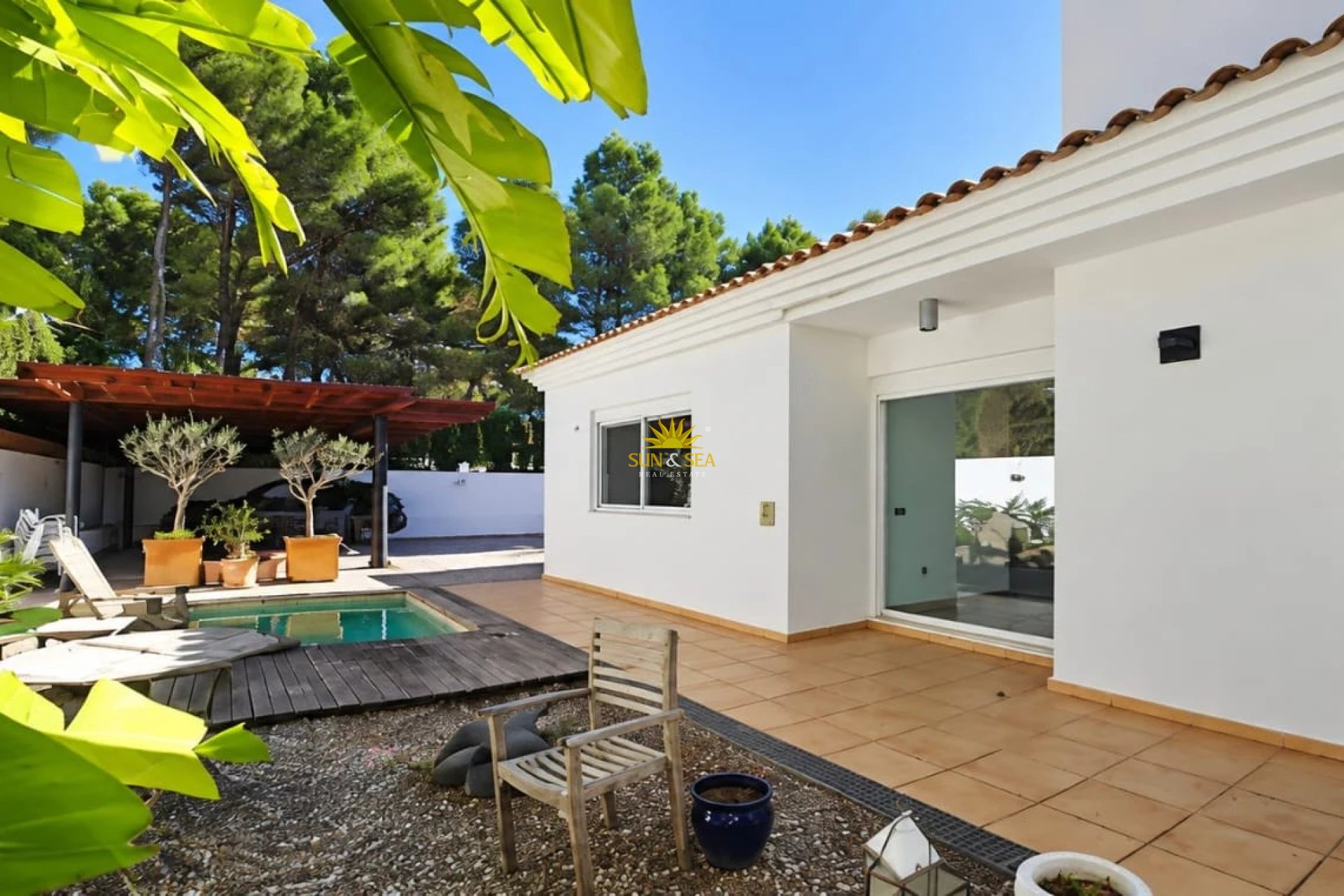 Перепродажа - Отдельная вилла - Altea