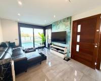 Перепродажа - Отдельная вилла - Torrevieja - Los Balcones - Los Altos del Edén