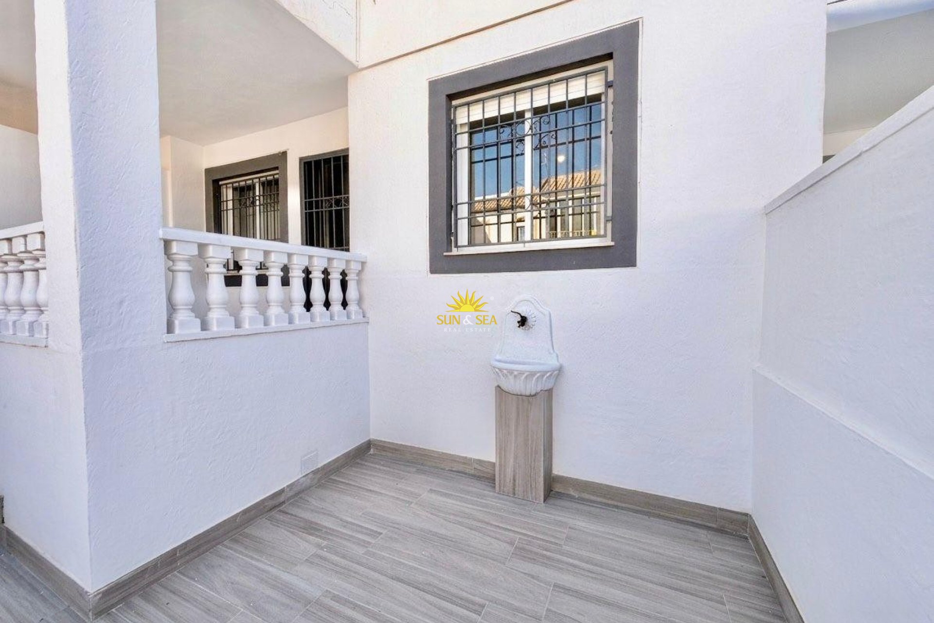 Перепродажа - Townhouse - Torrevieja - Parque de las Naciones