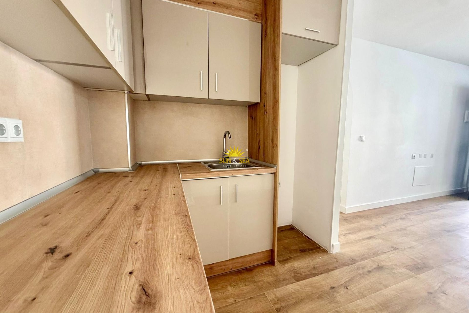 Перепродажа - Townhouse - Torrevieja - Parque de las Naciones
