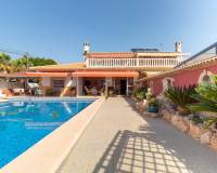 Перепродажа - Villa - Orihuela Costa - La Regia