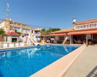 Перепродажа - Villa - Orihuela Costa - La Regia