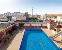 Перепродажа - Villa - Orihuela Costa - La Regia