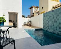 Перепродажа - Villa - Orihuela Costa - La Zenia