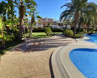 Перепродажа - Villa - Orihuela Costa - La Zenia