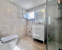 Перепродажа - Villa - San Miguel de Salinas - Las filipinas