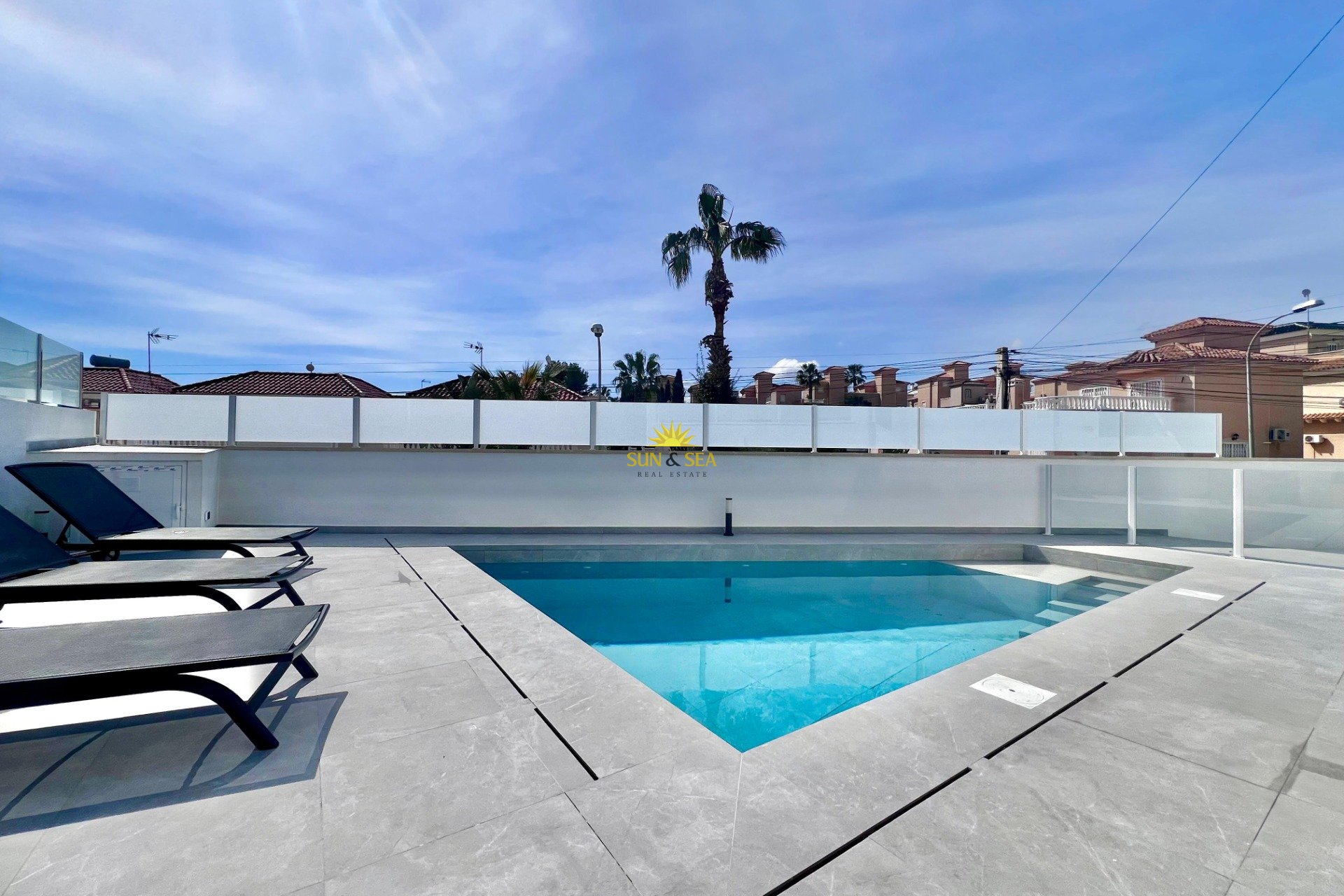 Перепродажа - Villa - San Miguel de Salinas - Las filipinas