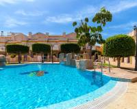 Перепродажа - Villa / Semi detached - Orihuela Costa - Cabo Roig