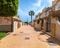 Перепродажа - Villa / Semi detached - Orihuela Costa - Cabo Roig