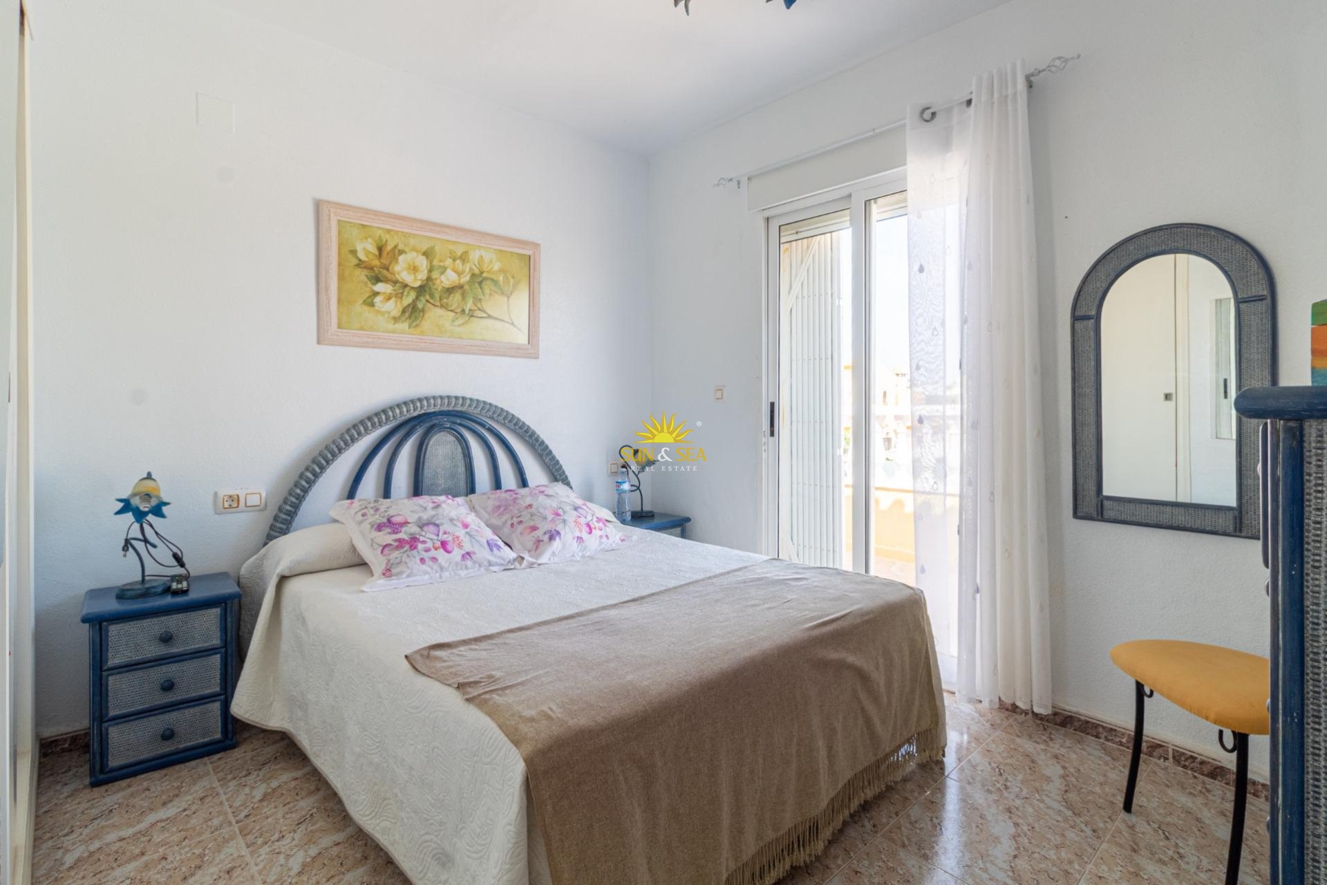 Перепродажа - Villa / Semi detached - Orihuela Costa - La Regia