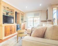 Перепродажа - Villa / Semi detached - Orihuela Costa - La Zenia