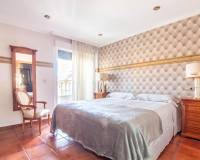 Перепродажа - Villa / Semi detached - Orihuela Costa - La Zenia