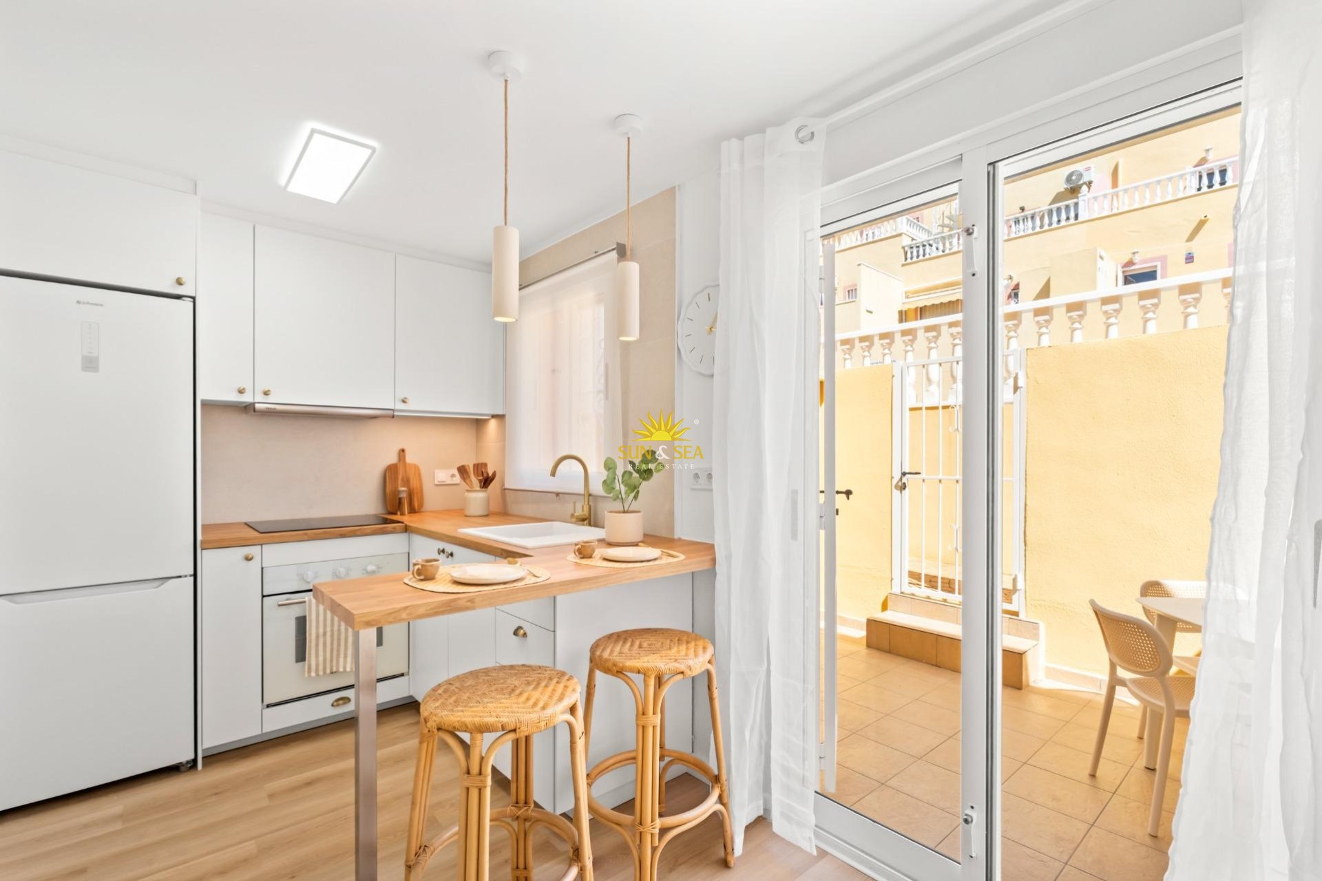 Перепродажа - Villa / Semi detached - Orihuela Costa - Lomas de Campoamor-Las Ramblas