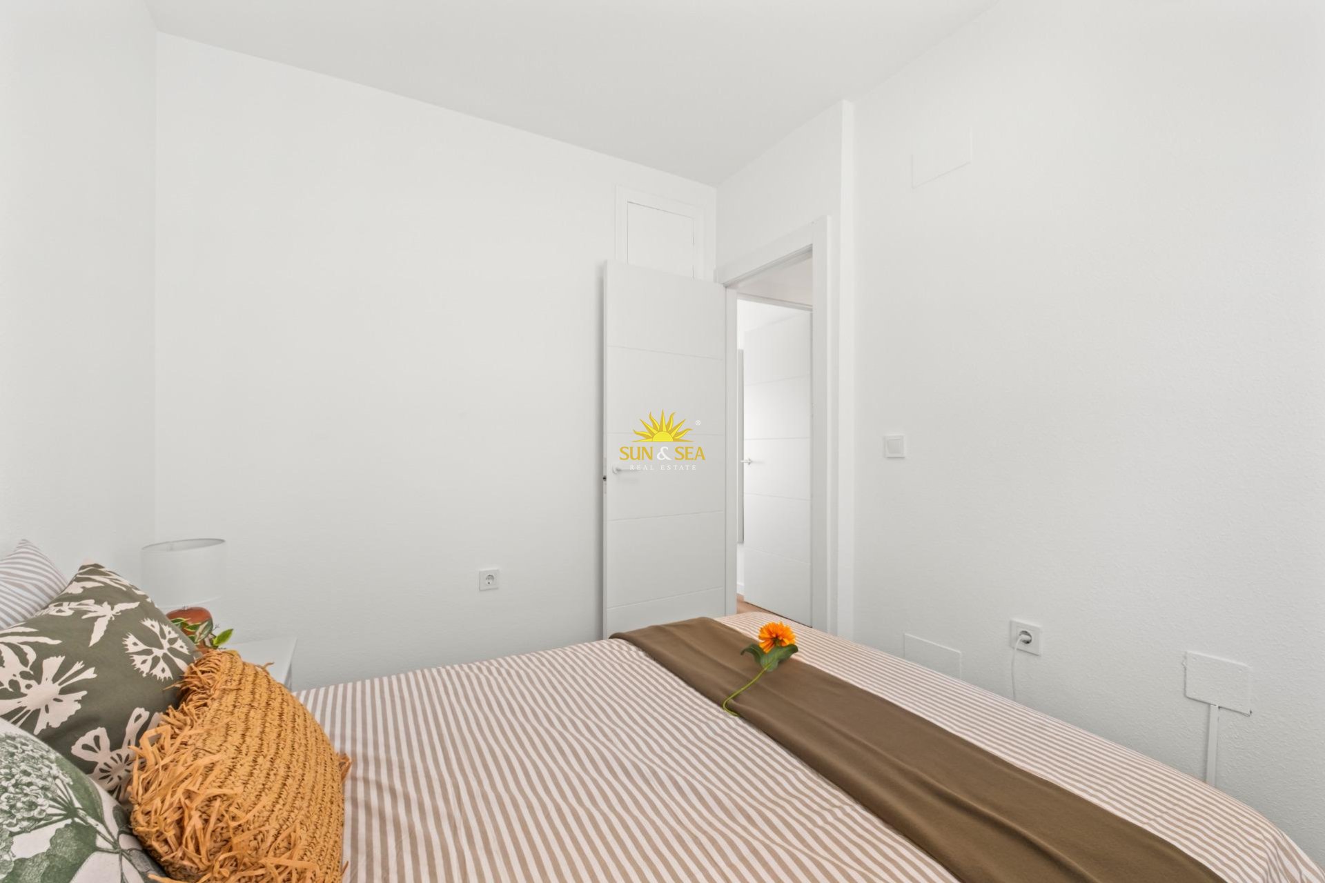 Перепродажа - Villa / Semi detached - Orihuela Costa - Lomas de Campoamor-Las Ramblas