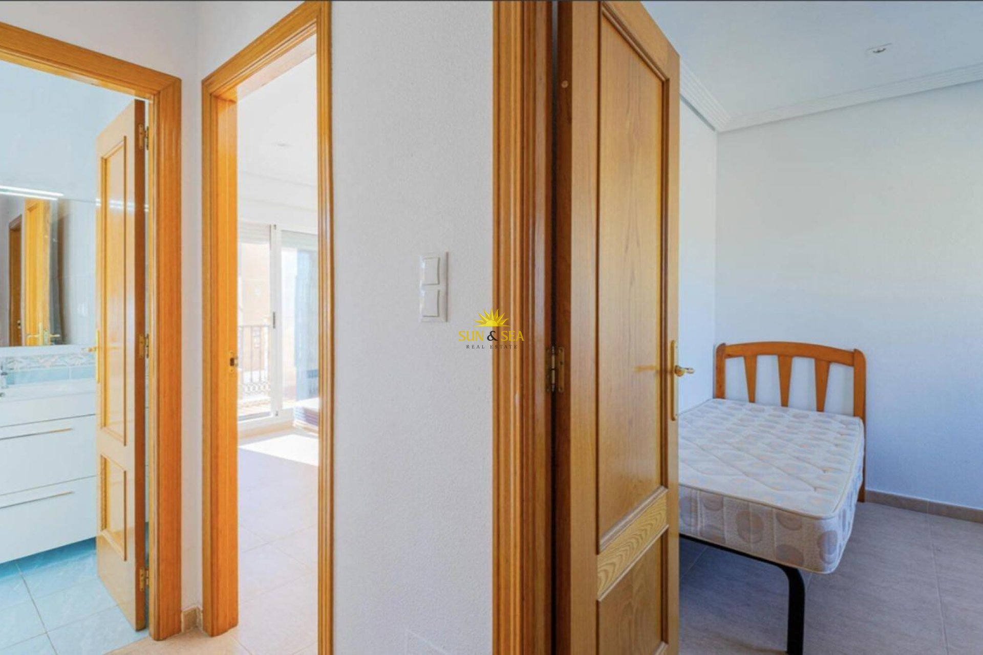Перепродажа - Villa / Semi detached - Orihuela Costa - Los Altos