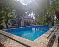 Перепродажа - Villa / Semi detached - Orihuela