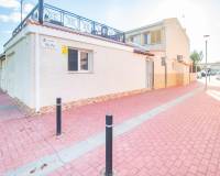 Перепродажа - Villa / Semi detached - Torrevieja - Acequion