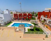 Перепродажа - Villa / Semi detached - Torrevieja - Aguas Nuevas