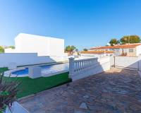 Перепродажа - Villa / Semi detached - Torrevieja - Los Balcones - Los Altos del Edén