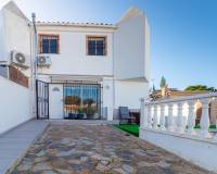 Перепродажа - Villa / Semi detached - Torrevieja - Los Balcones - Los Altos del Edén