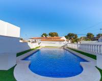 Перепродажа - Villa / Semi detached - Torrevieja - Los Balcones - Los Altos del Edén