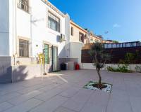 Перепродажа - Villa / Semi detached - Torrevieja - Los Balcones - Los Altos del Edén