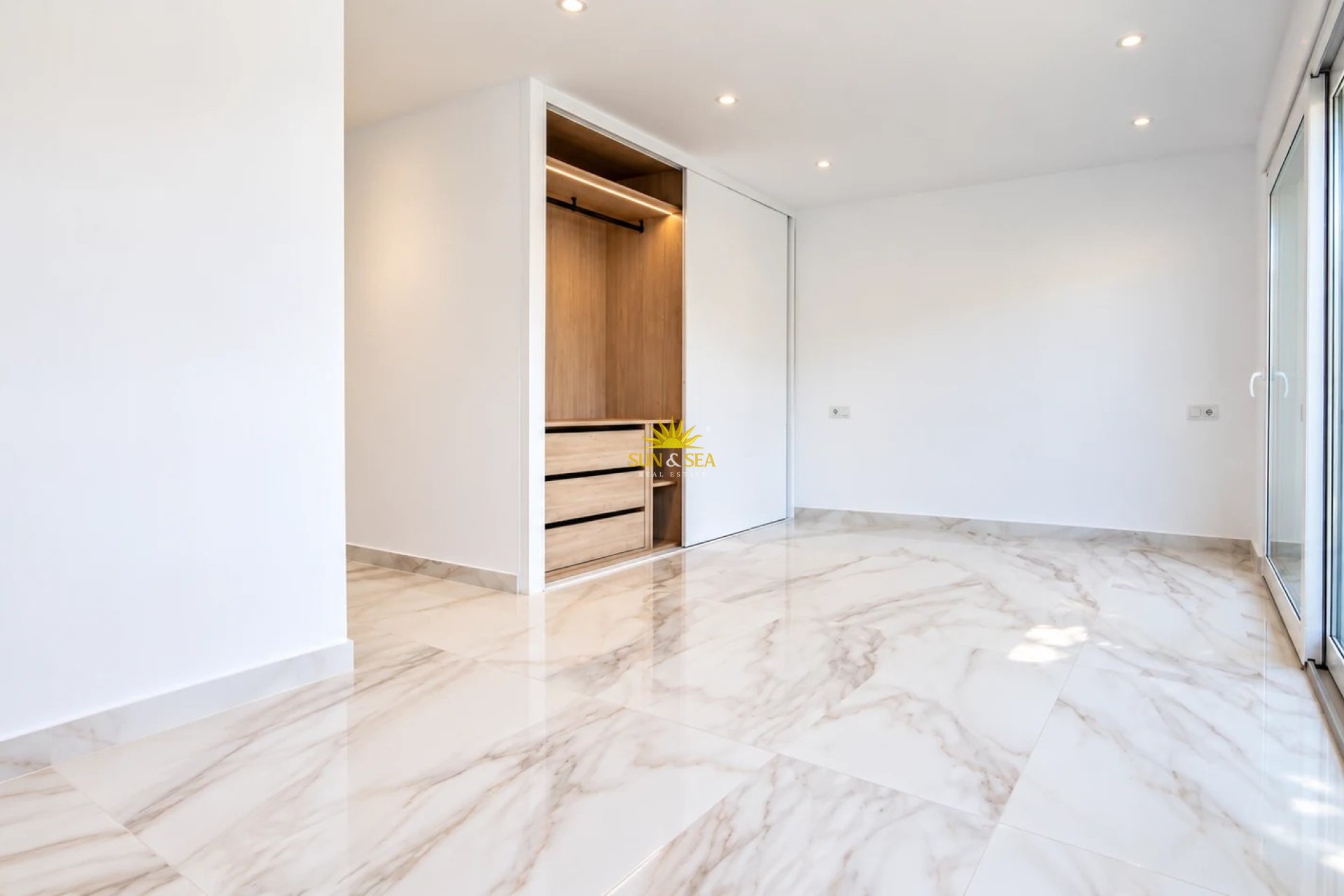 Перепродажа - Villa - Torrevieja - El Chaparral