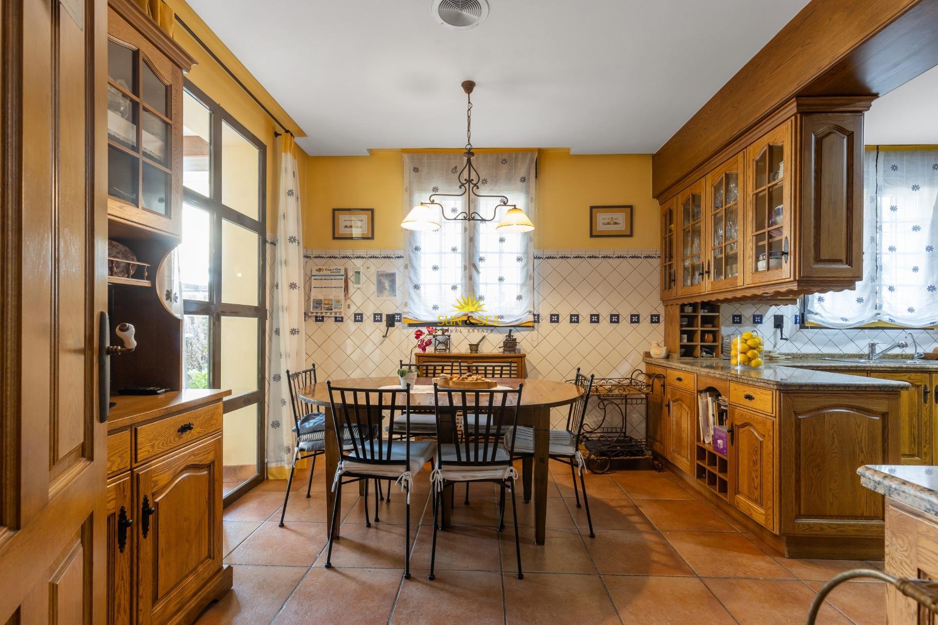 Перепродажа - Villa - Torrevieja - La veleta