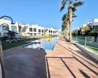 Перепродажа - Villa - Torrevieja - Punta prima
