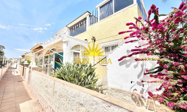 Reihenhaus - Wiederverkauf - Orihuela Costa - Orihuela Costa