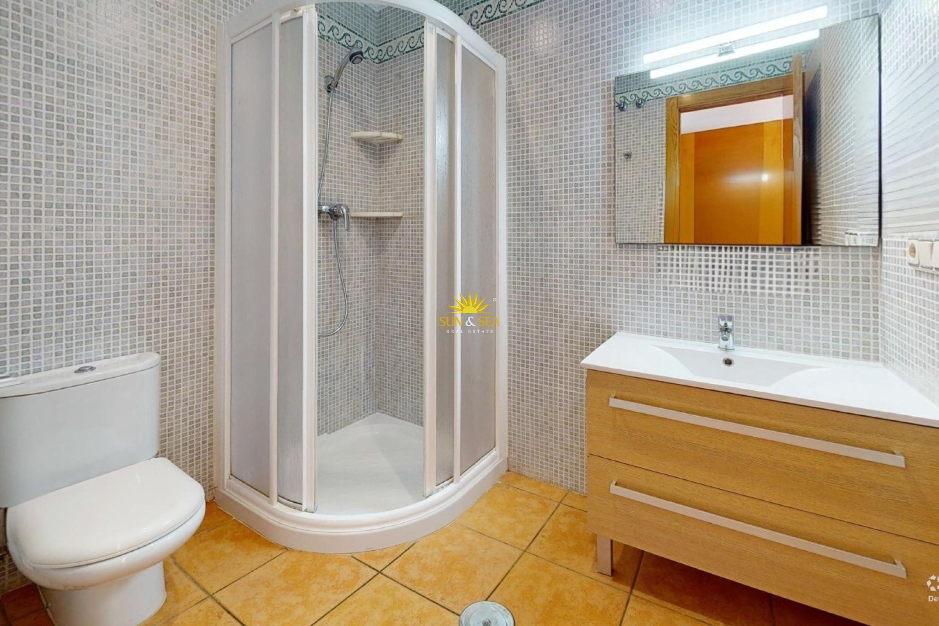 Resale - Apartment - Arenales del Sol