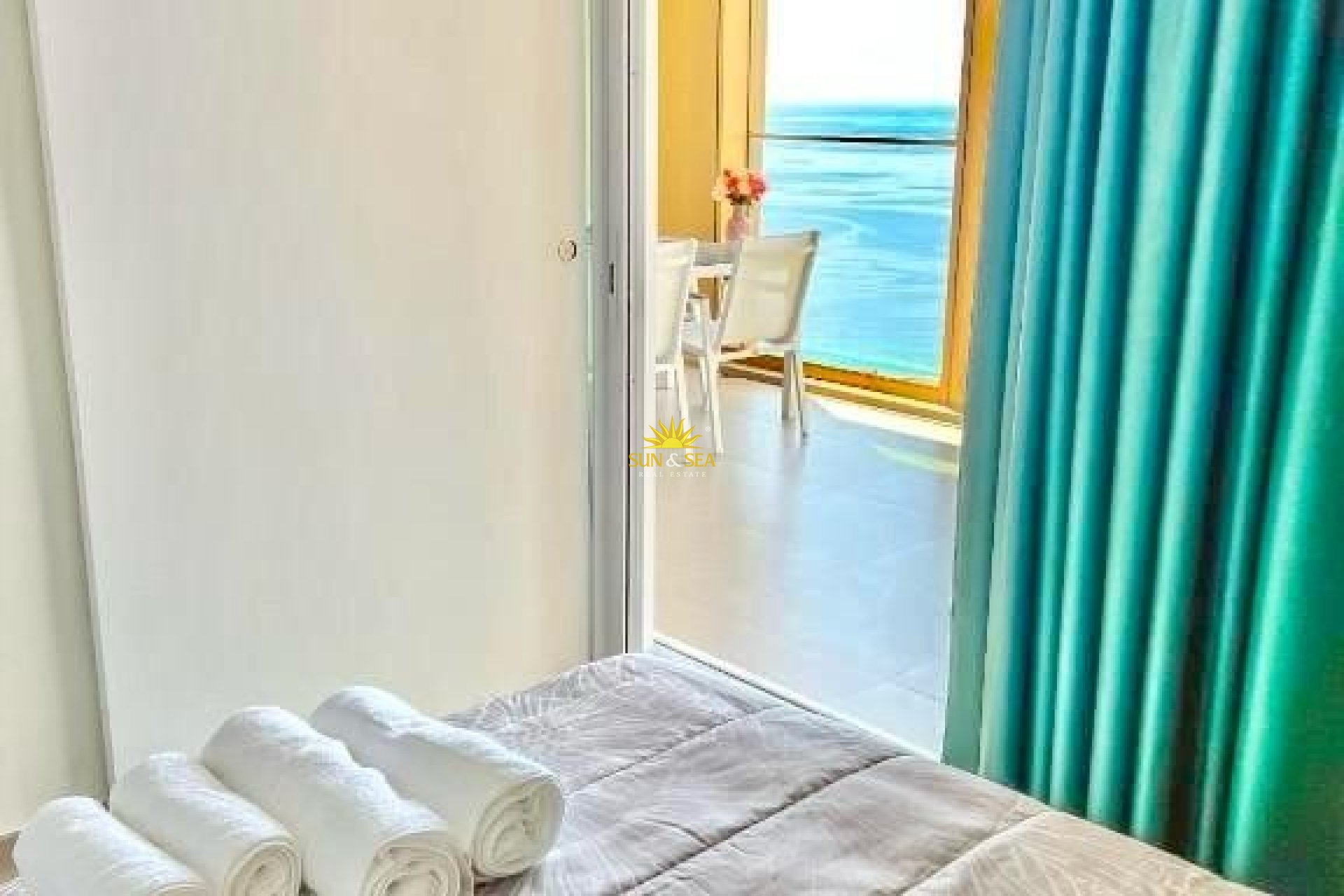 Resale - Apartment -  - Benidorm