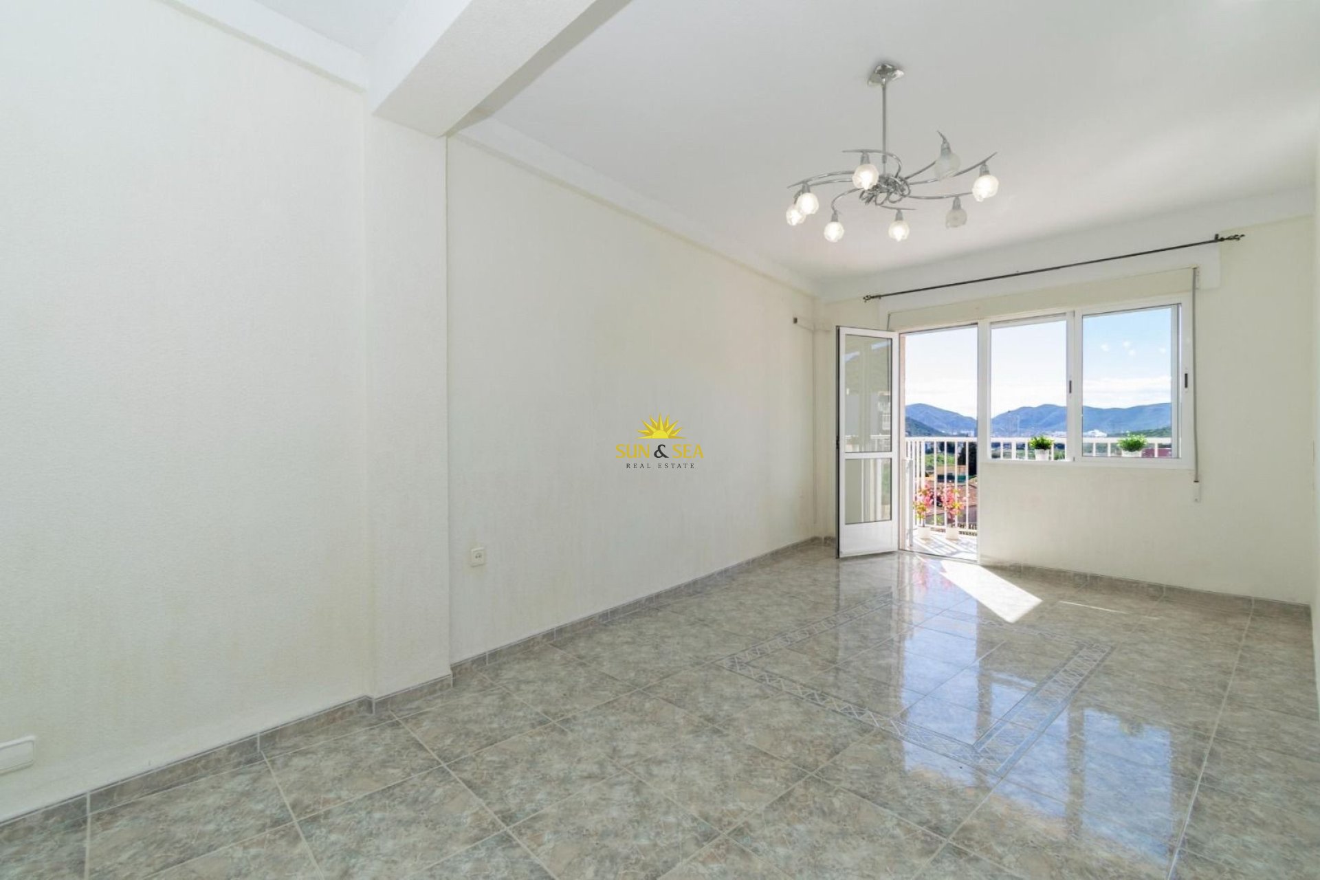 Resale - Apartment - Cartagena - Alumbres