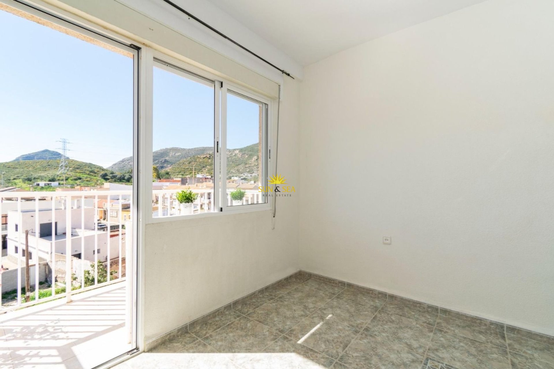 Resale - Apartment - Cartagena - Alumbres