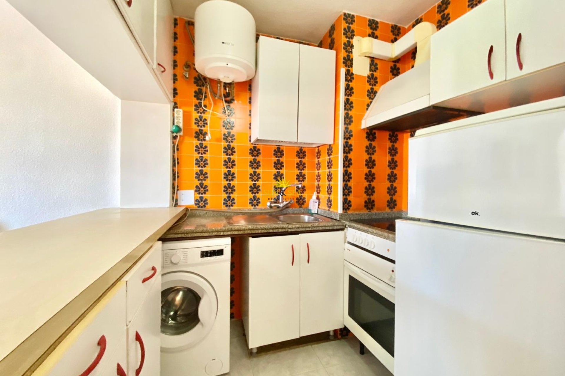 Resale - Apartment - Cartagena - Playa Honda