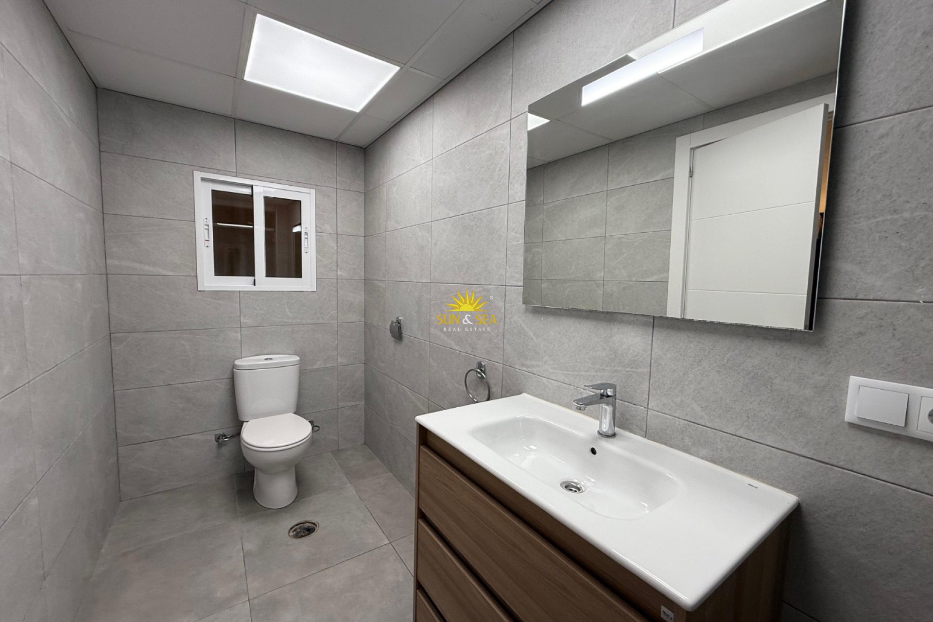 Resale - Apartment - Catral
