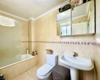 Resale - Apartment - Daya Nueva