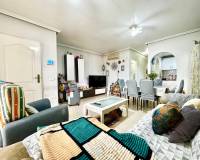 Resale - Apartment - Daya Nueva