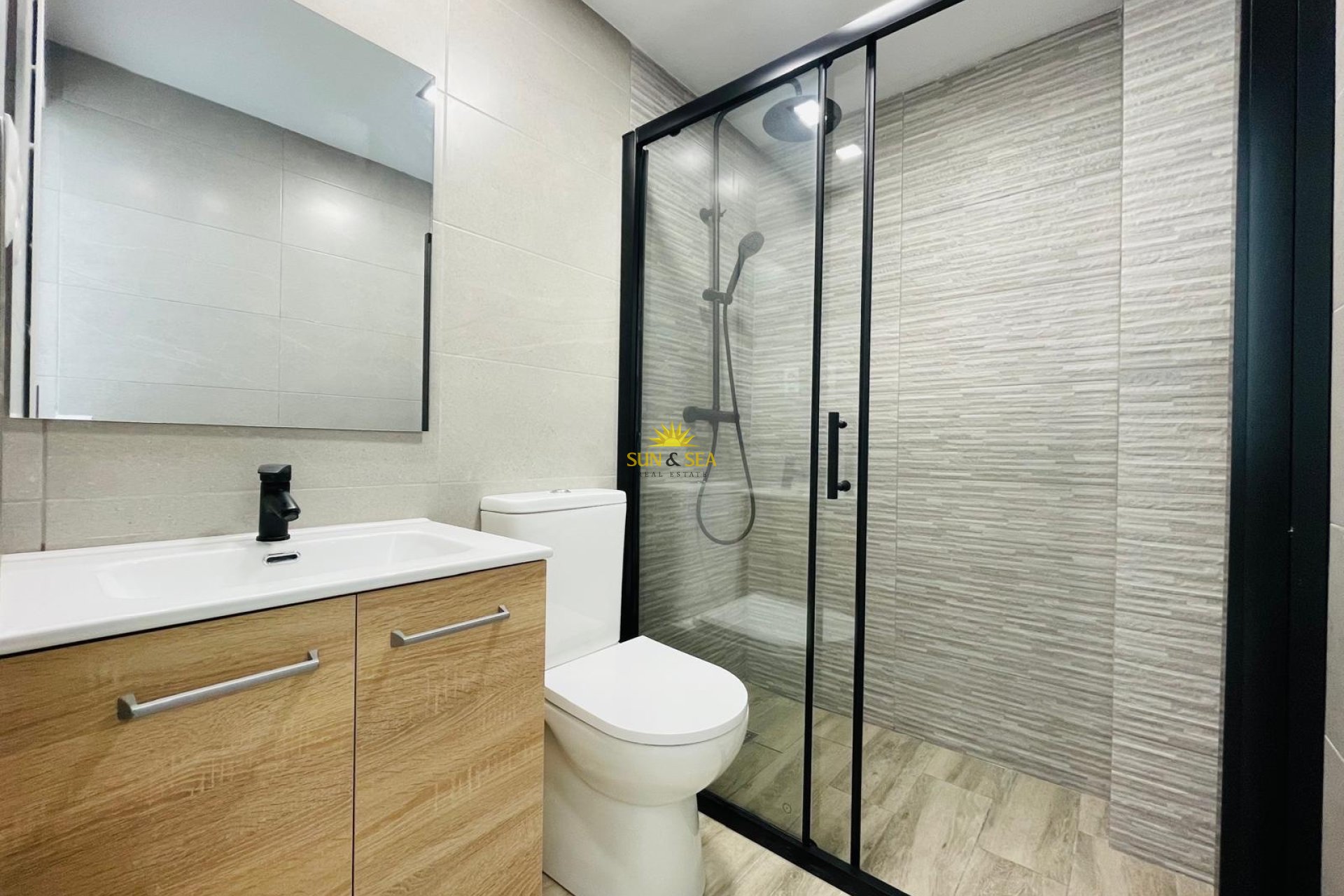 Resale - Apartment - Guardamar del Segura - Pinomar